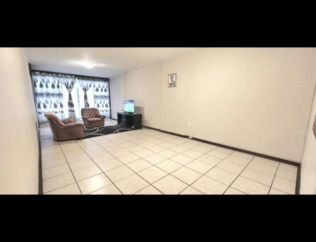 2 BEDROOM APARTMENT FOR SALE IN DENLEE